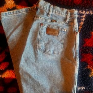 Wrangler Women's Cowboy Cut